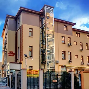 Amphitryon Hotel